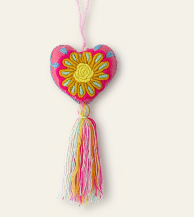 Heart Embroidered Pompom / Pink Confetti