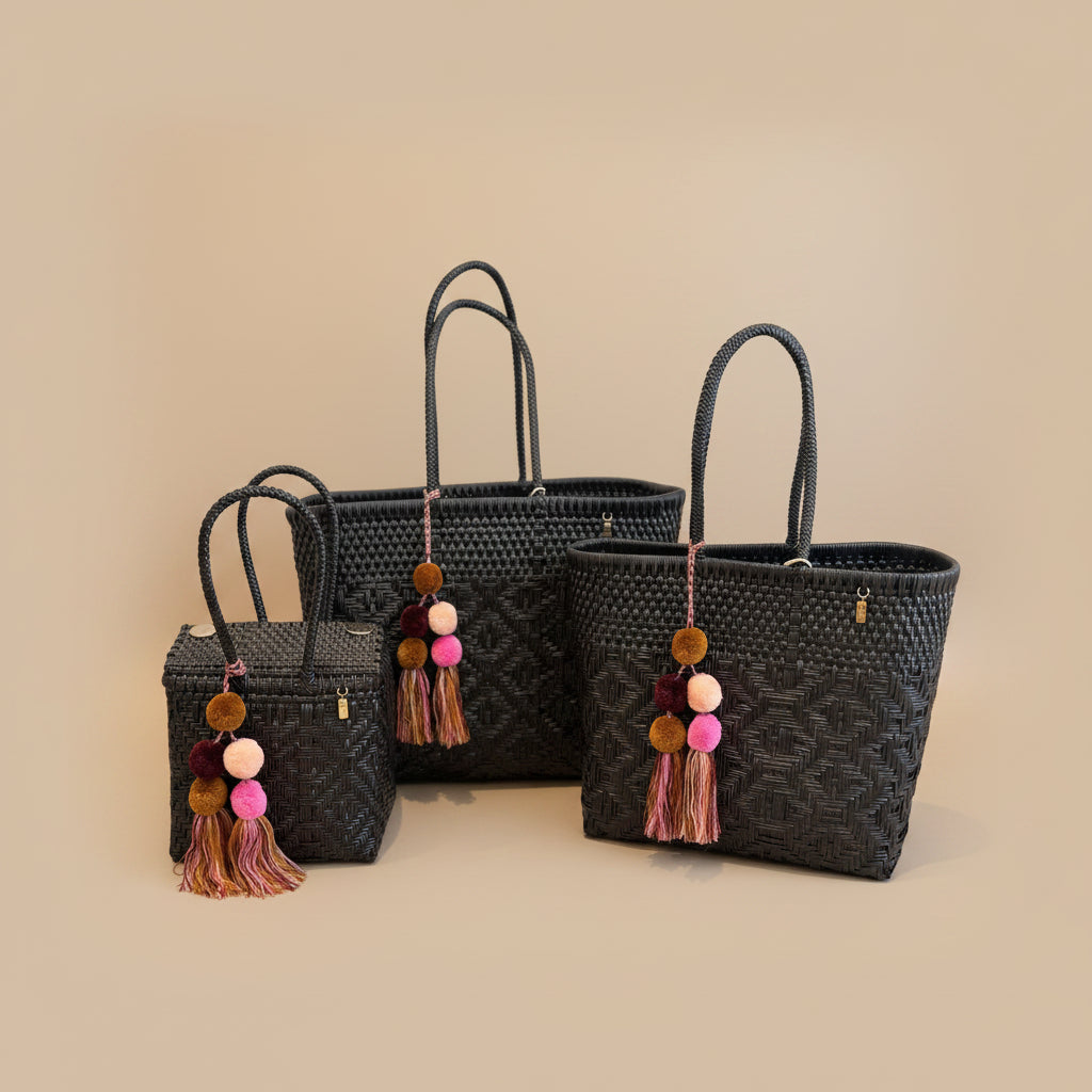 Classic Tote | Black Sierra Diamond Weave