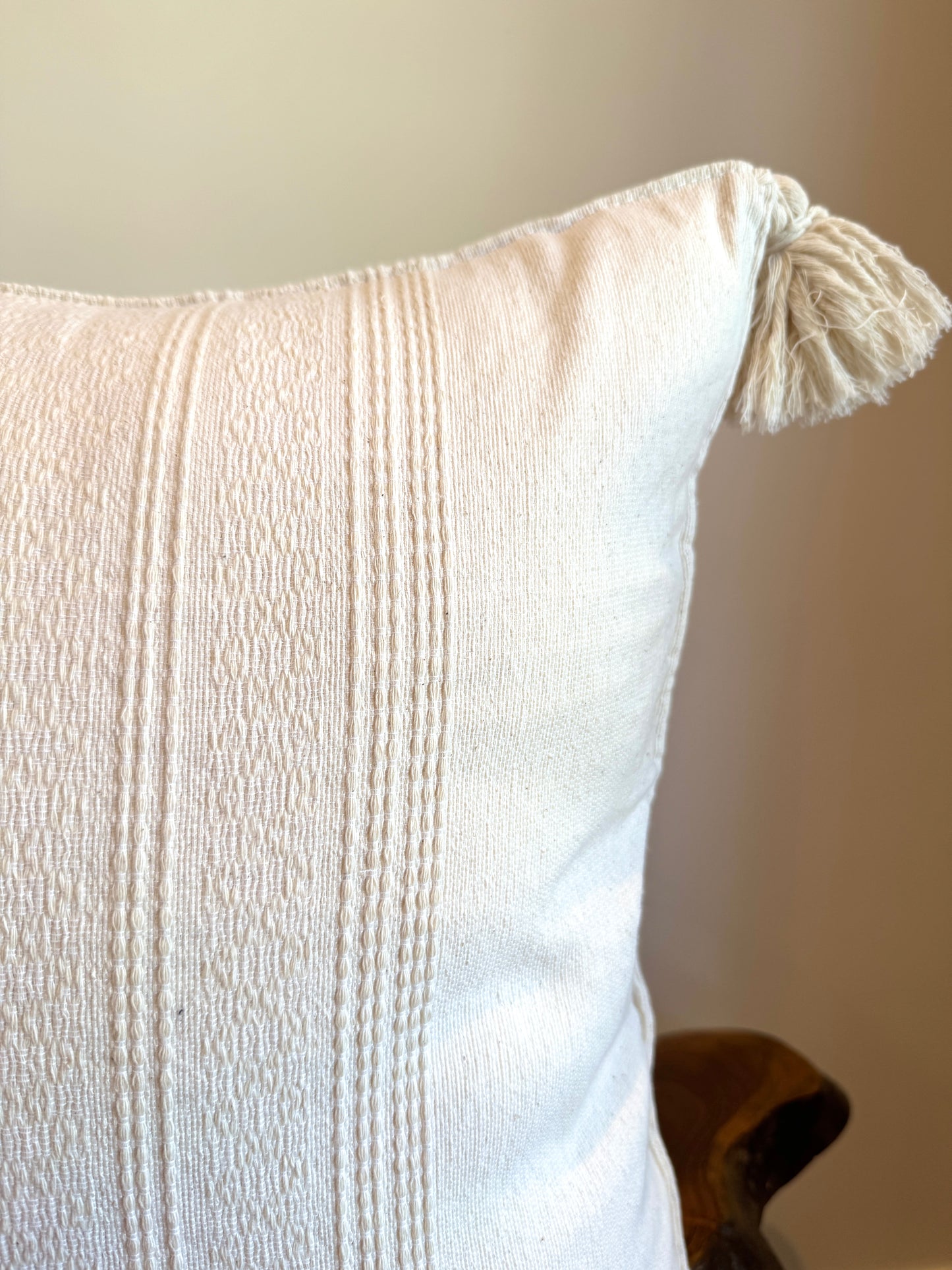 Handwoven Mexican Pillow Cover with Tassles | Ivory