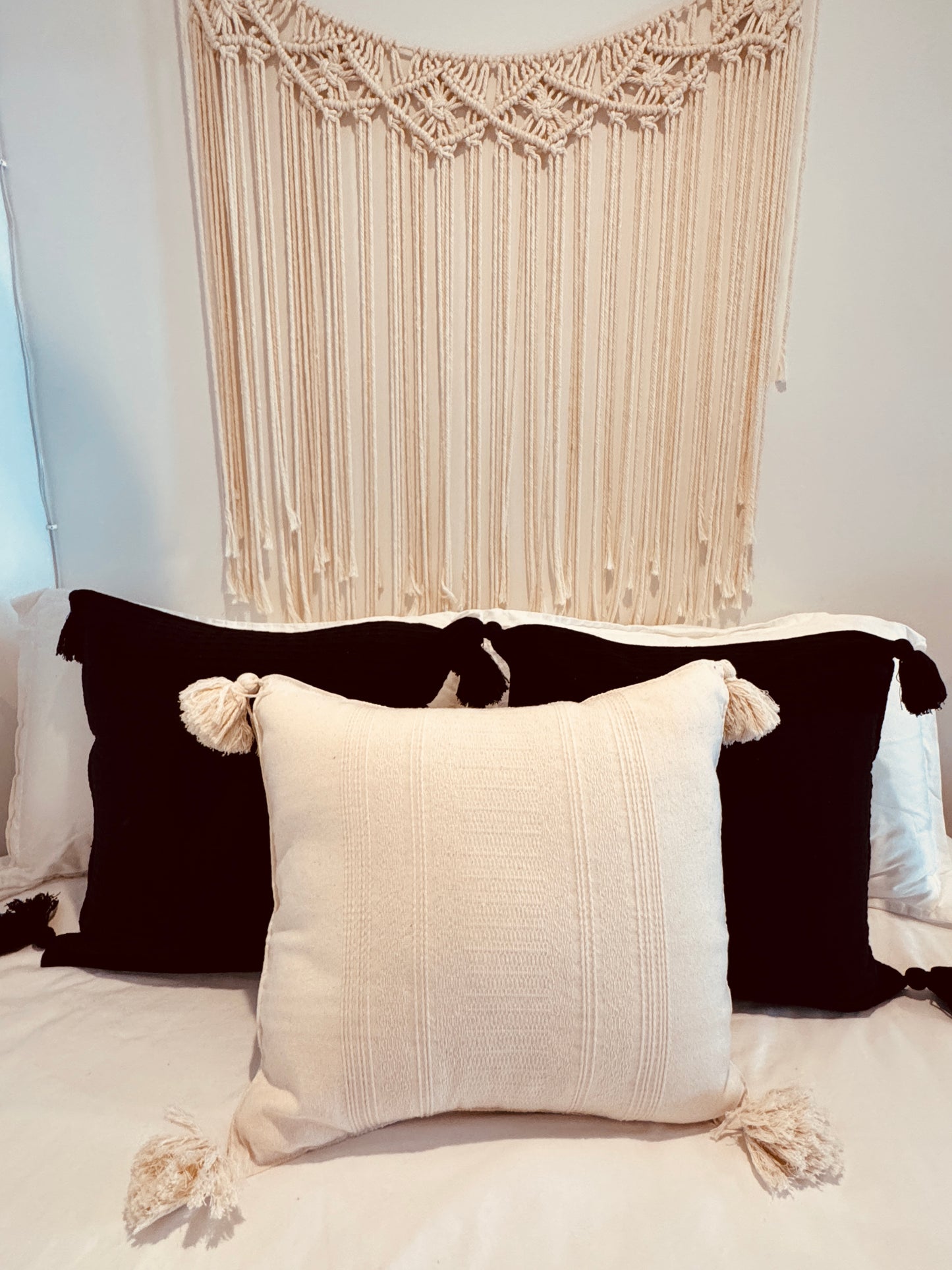 Handwoven Mexican Pillow Cover with Tassles | Ivory