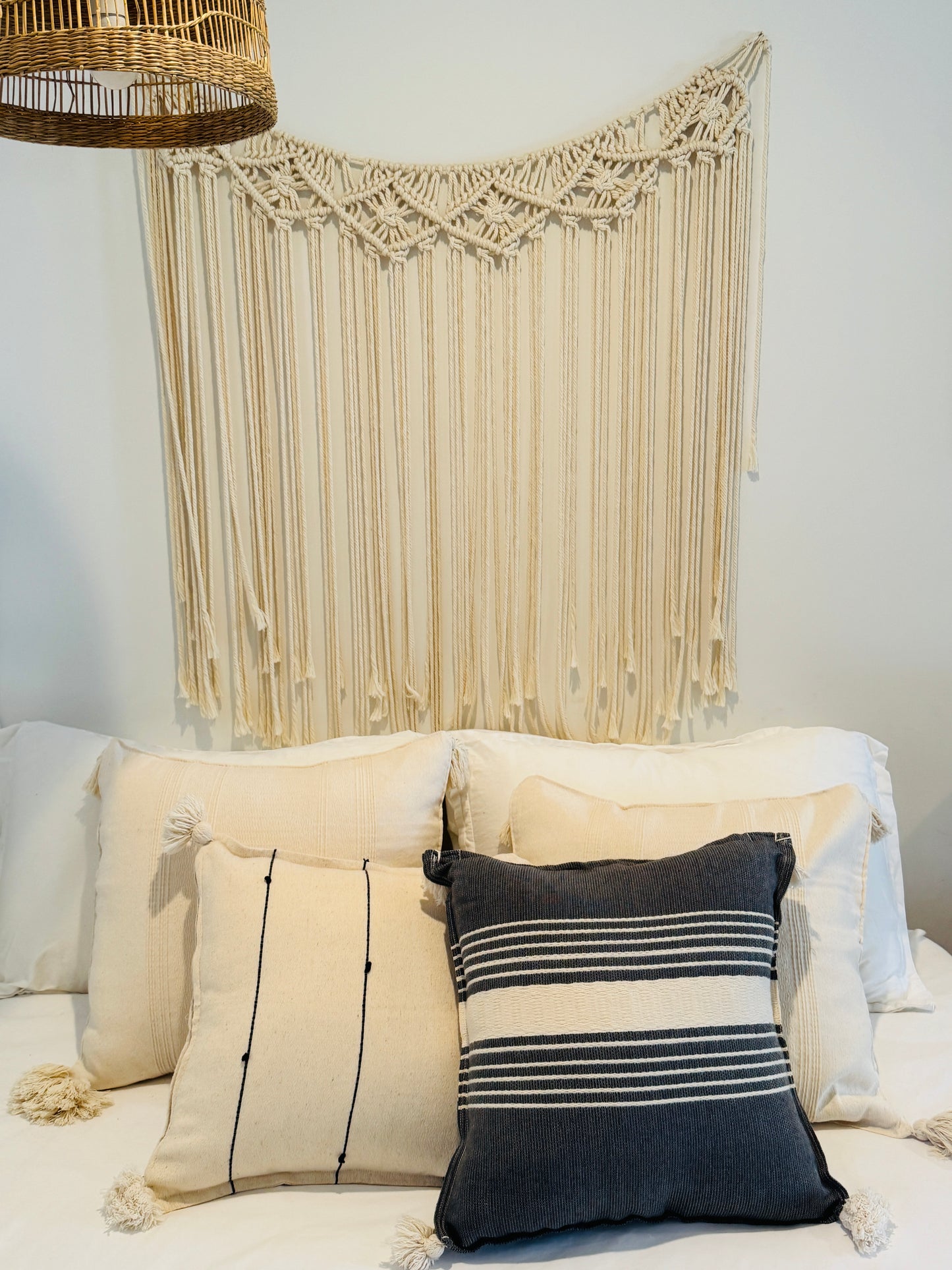 Handwoven Mexican Pillow Cover with Tassles | Ivory