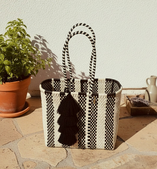 Classic Tote | Onyx and Bone Camino Stripe