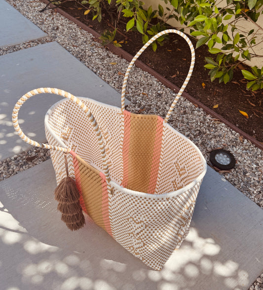 Playa Grande Tote | Peach Sand Hearts