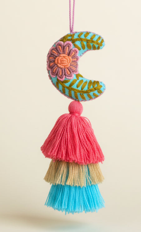 Luna Embroidered Pompom / Teal