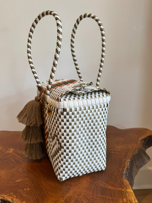 Mini Basket | Peach Sand Hearts