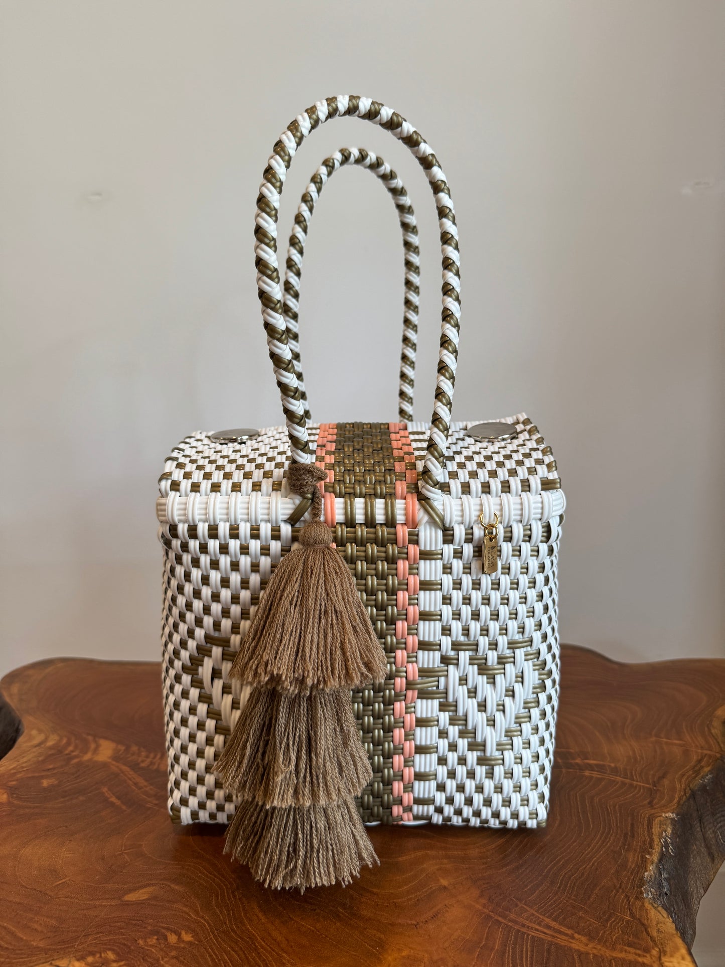 Mini Basket | Peach Sand Hearts