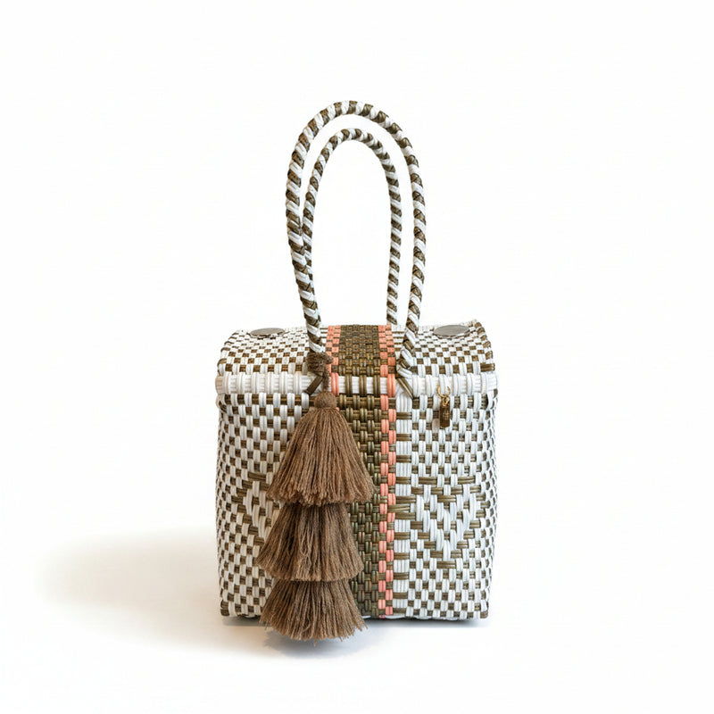 Mini Basket | Peach Sand Hearts