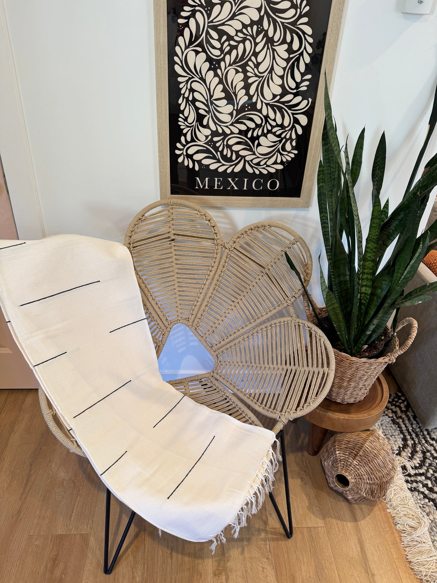 Handwoven Mexican Throw Blanket | White/Black Stitching