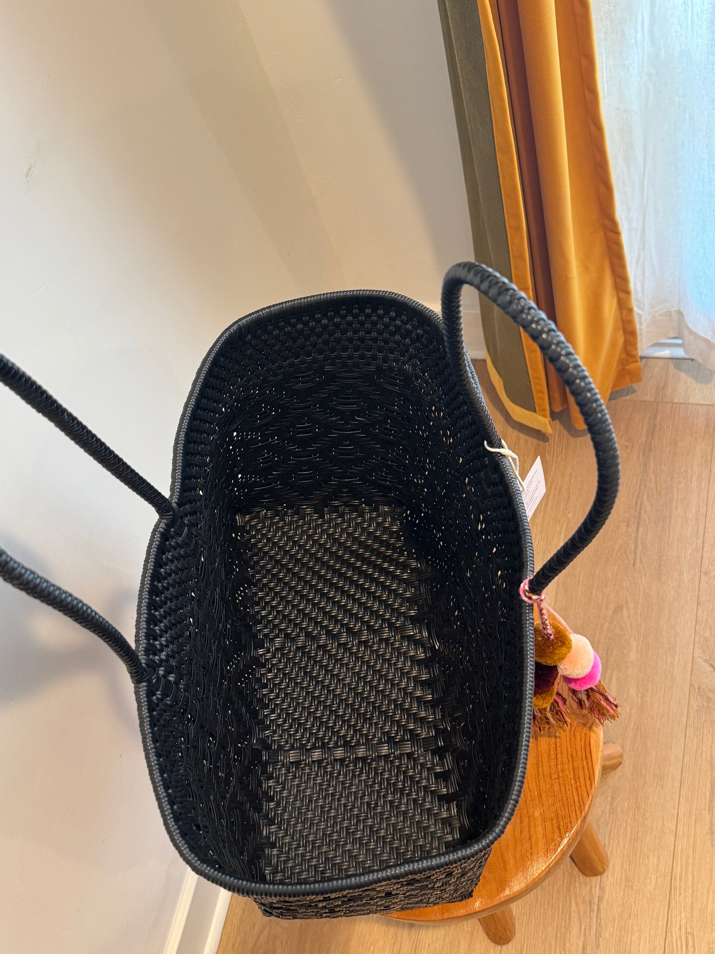 Classic Tote  | Black Sierra Diamond Weave