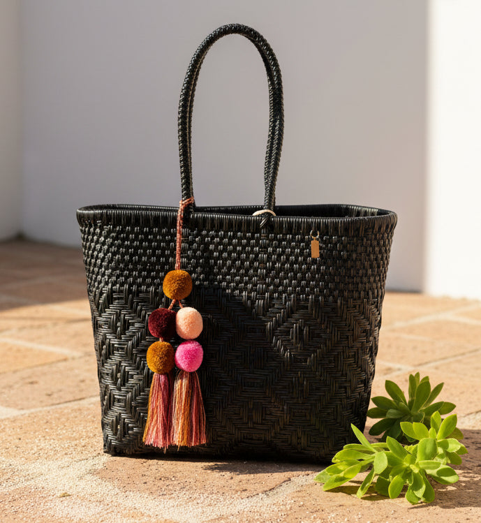 Classic Tote  | Black Sierra Diamond Weave