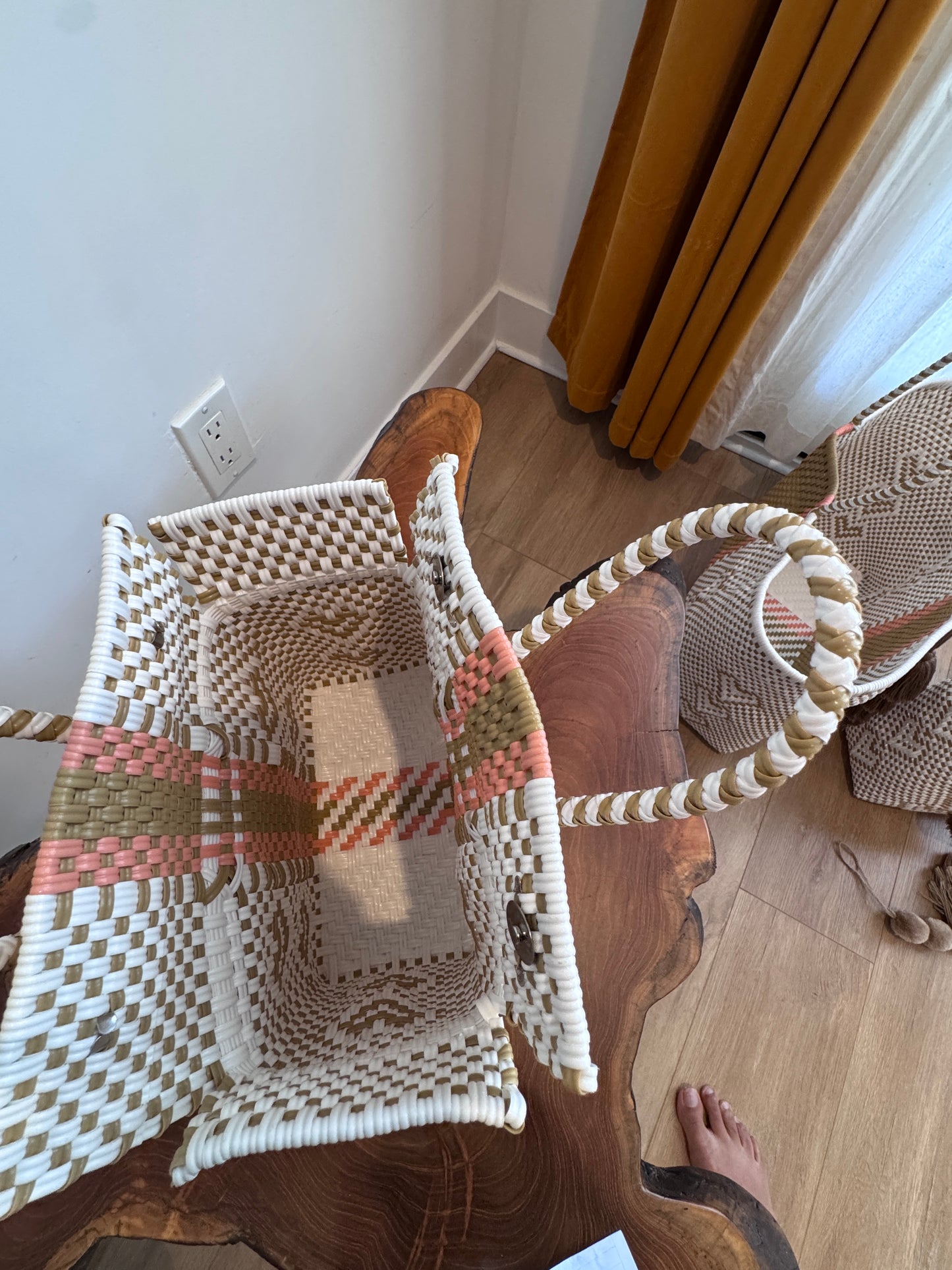 Mini Basket | Peach Sand Hearts