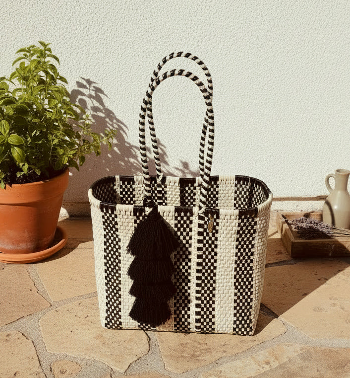 Classic Tote  | Onyx and Bone Camino Stripe