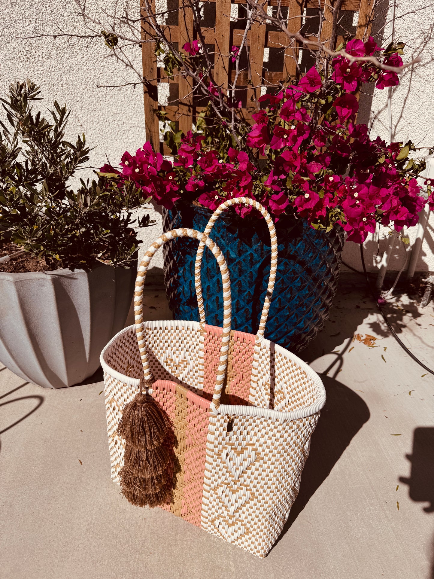 Classic Tote | Peach Sand Hearts