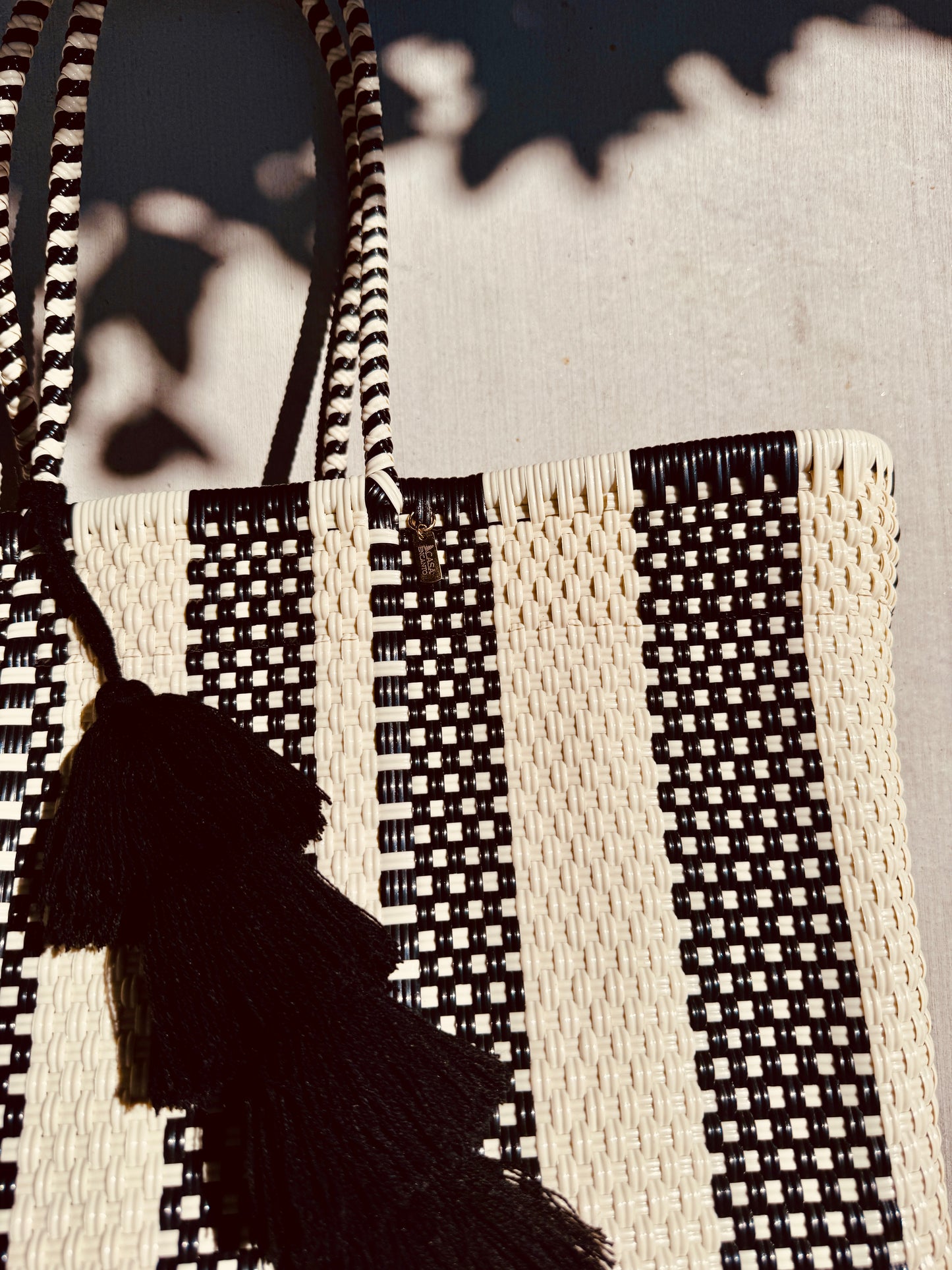 Classic Tote  | Onyx and Bone Camino Stripe