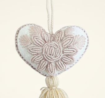 Heart Embroidered Pompom / Cream