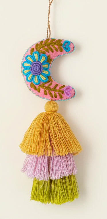 Luna Embroidered Pompom / Pink